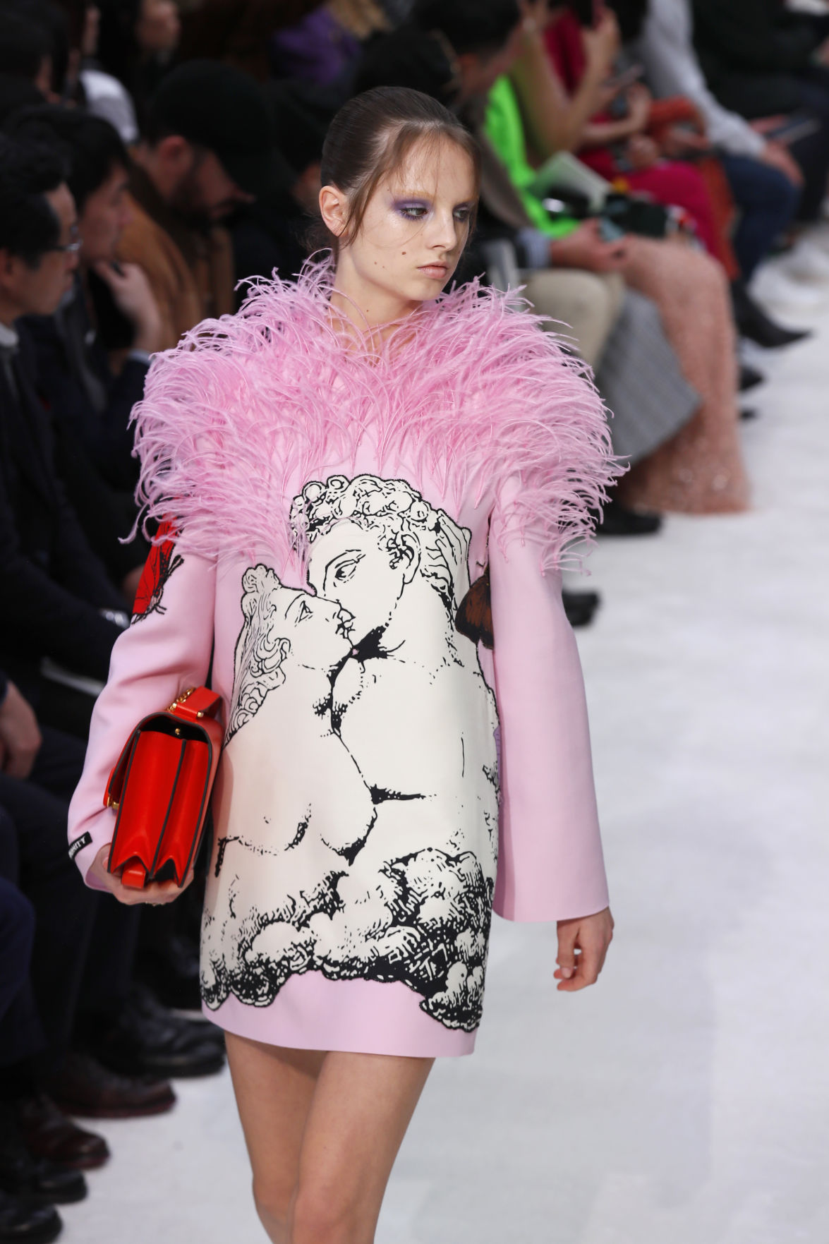 Paris Fashion 2019 F/W Valentino